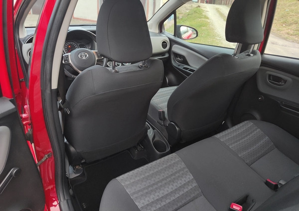 Toyota Yaris cena 43900 przebieg: 93000, rok produkcji 2017 z Radom małe 466